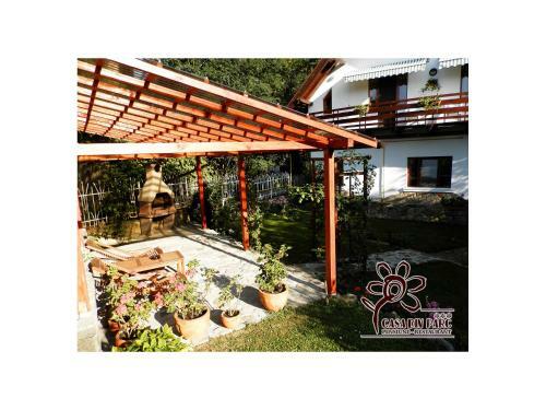 Hostal Casa Din Parc