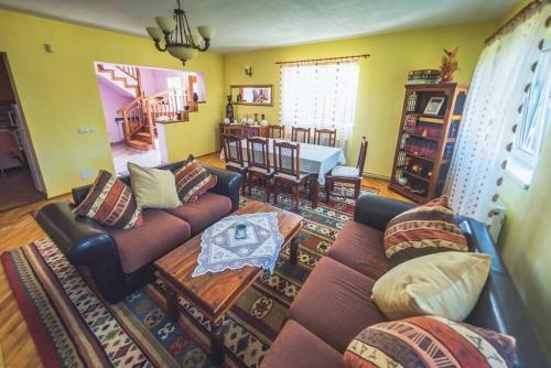 Horace Guesthouse *new - Hot Tub & Bikes*