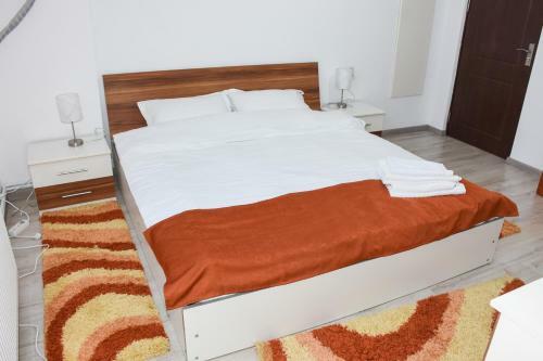 Hostal Tomis House