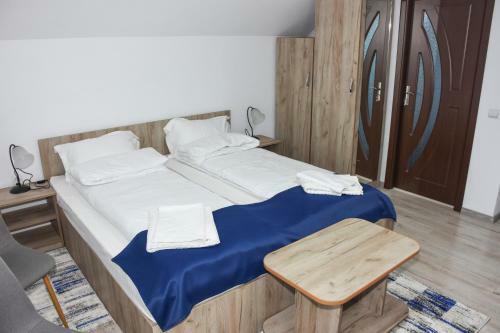 Hostal Tomis House