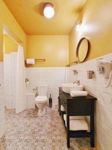Hostal Tourist B&c
