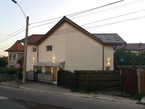 Hostal Tourist B&c