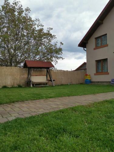 Vila De Vacanta Curtea De Arges