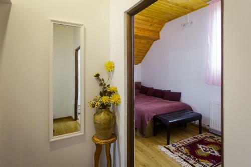 Hostal Casa Florilor