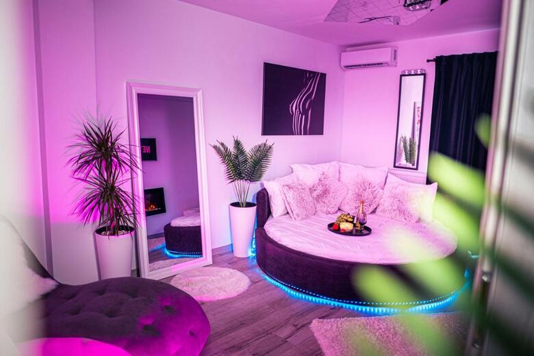 Apartamento Semineu Pat Rotund Modern Space