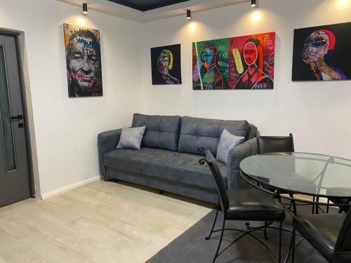 Anna Lux Apartment
