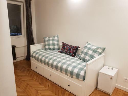 Central Apartment 2