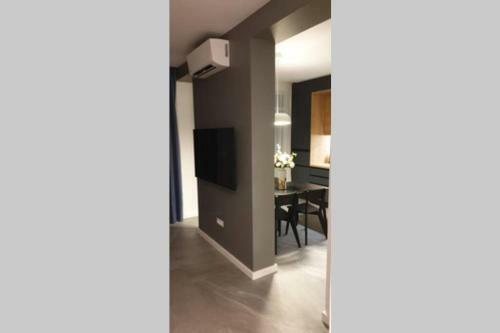 Papillon Apartment #6