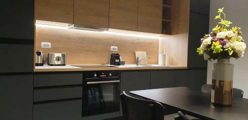 Papillon Apartment #6