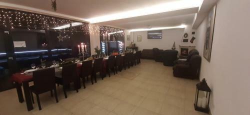 Hostal Vila La Faleza Dubova