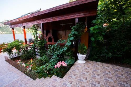 Hostal Casa Camelia