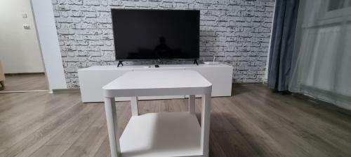 Apartament L & L