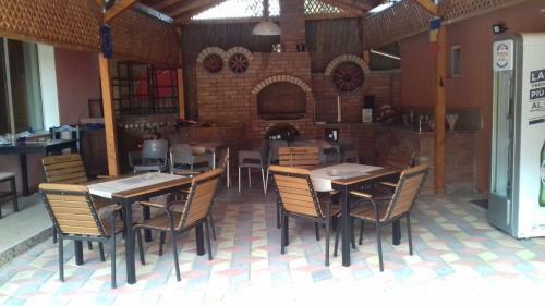 Hostal Casa Leucian