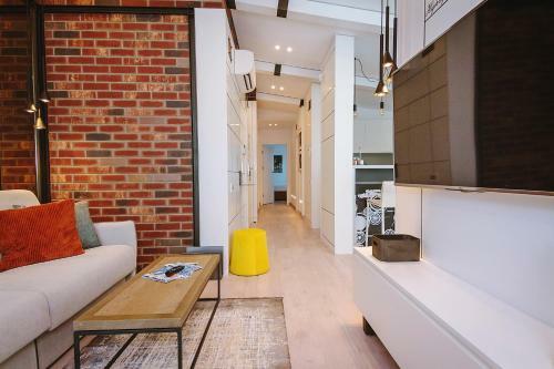 No 6 Apartments