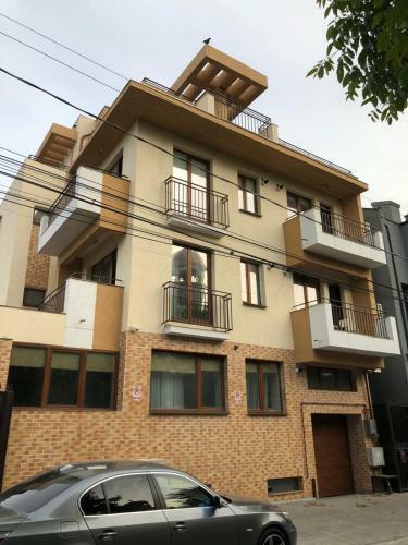 Green Apartment- Brilliant Apartments