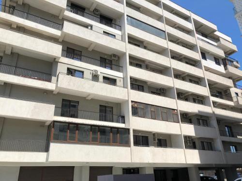 Apartamento Criss Residence