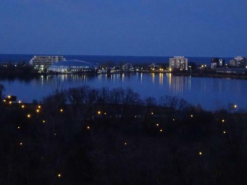 Apartament Cazino City -cu Priveli?te La Lac Si Mare