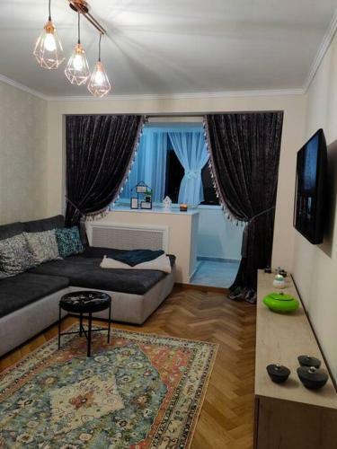 Amelie Park & Lake View Apartment