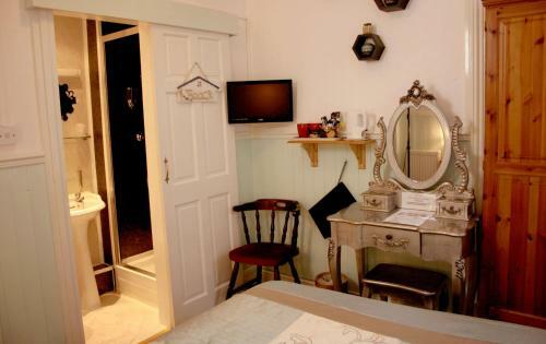 Hostal Devon View Guest House