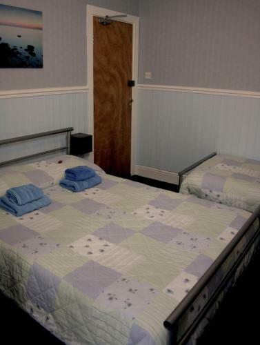 Hostal Devon View Guest House