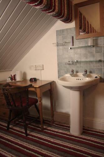 Hostal Devon View Guest House