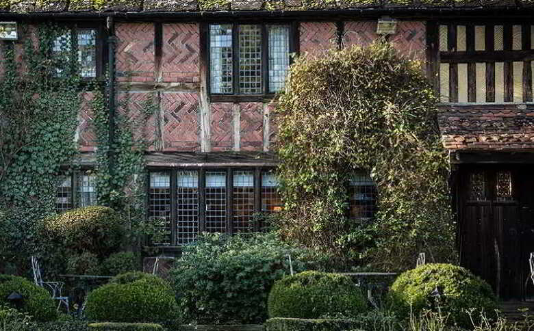 Langshott Manor - A Small Luxury Hotel