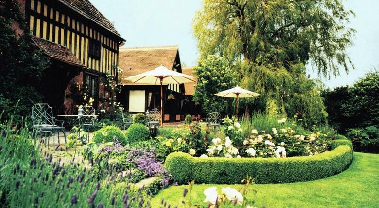 Langshott Manor - A Small Luxury Hotel