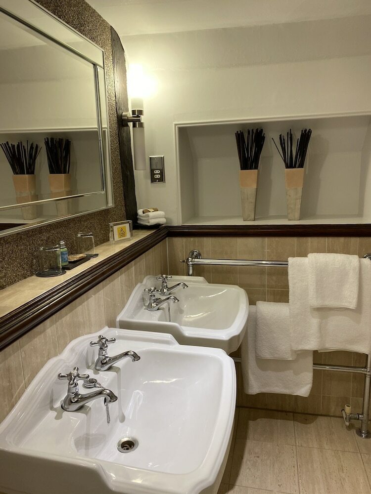 Langshott Manor - A Small Luxury Hotel