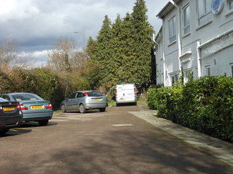 The Gatwick White House Hotel