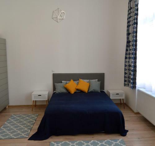 Charming Central Apartment