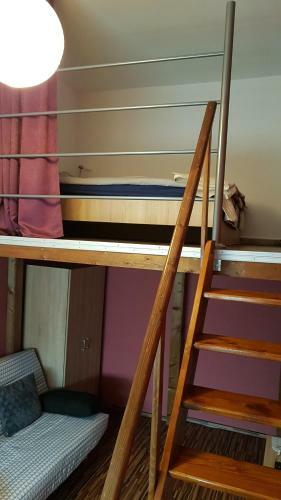 Gruia Apartment