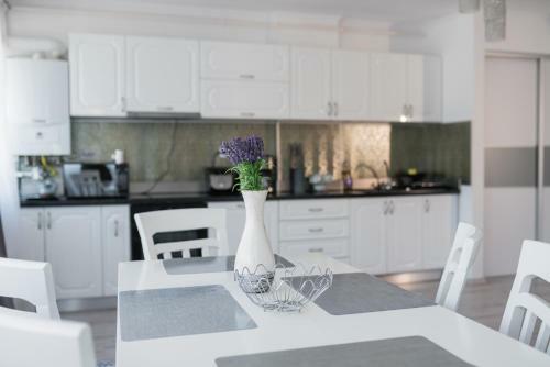 Rania Apartments