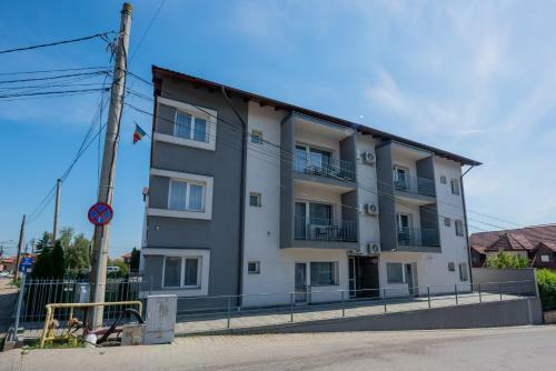 Rania Apartments