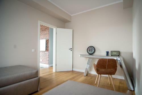 The Aviator Apartment - Jacuzzi & Panoramic View