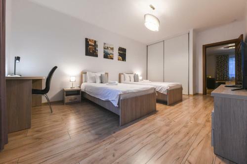 Spacious And Quiet 2 Bedroom Apartment