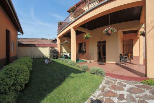 Hostal Pensiunea Diadis