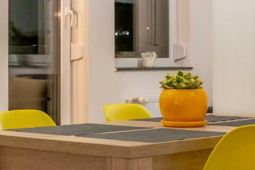 Modern And Stylish Apartment W Terrace