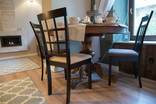 Colonial Ultra Center Apartment