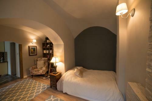 Colonial Ultra Center Apartment