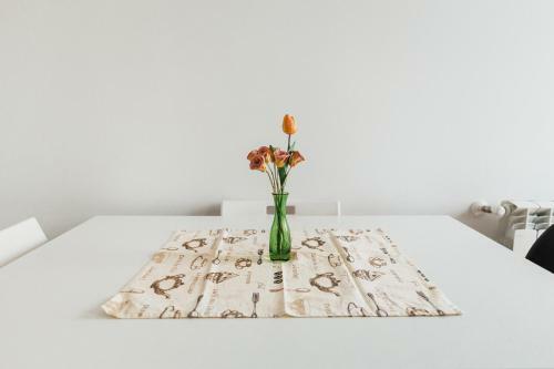 City View Apartment With Free Parking