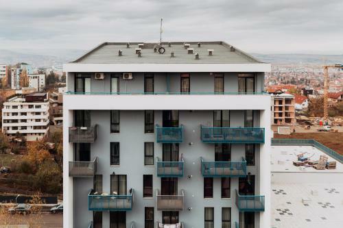 City View Apartment With Free Parking