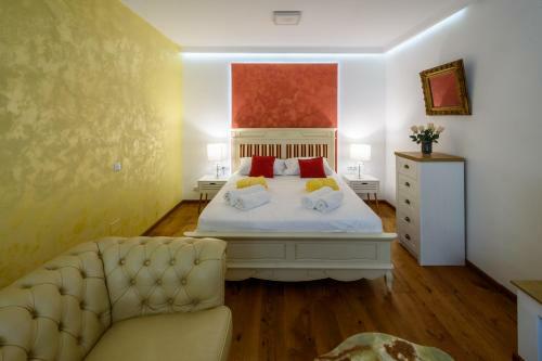 Ultracentral Luxury Apartment