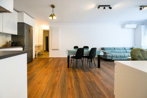 Bright Apartment In A Quiet Area