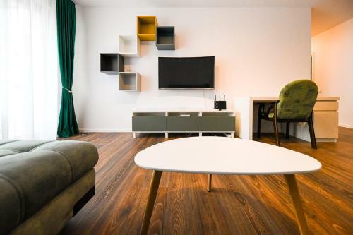 Bright Apartment In A Quiet Area