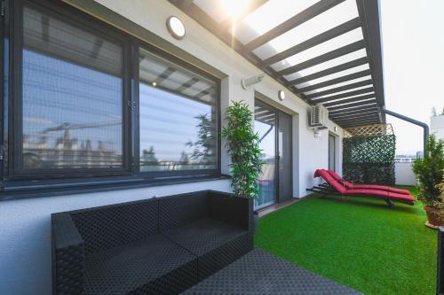 Panoramic Apartment With Terrace