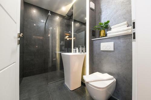 Panoramic Apartment With Terrace
