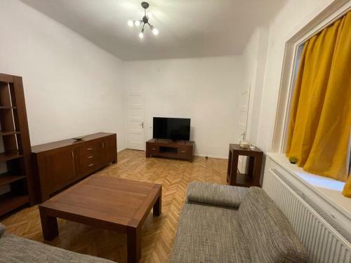 Old City Apartments - Central