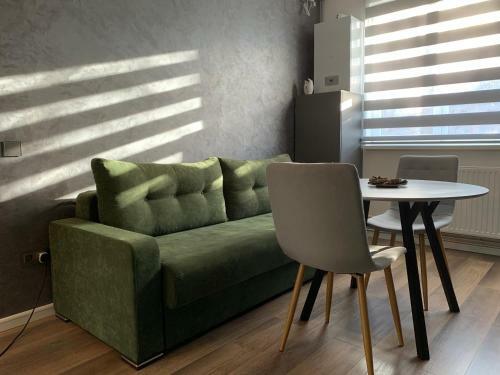 Cozy Apartment, Quiet Neighborhood