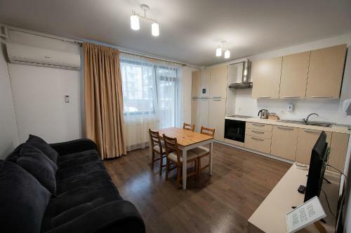 Tonitza Apartments