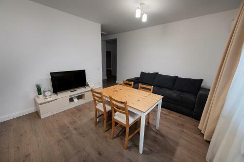 Tonitza Apartments